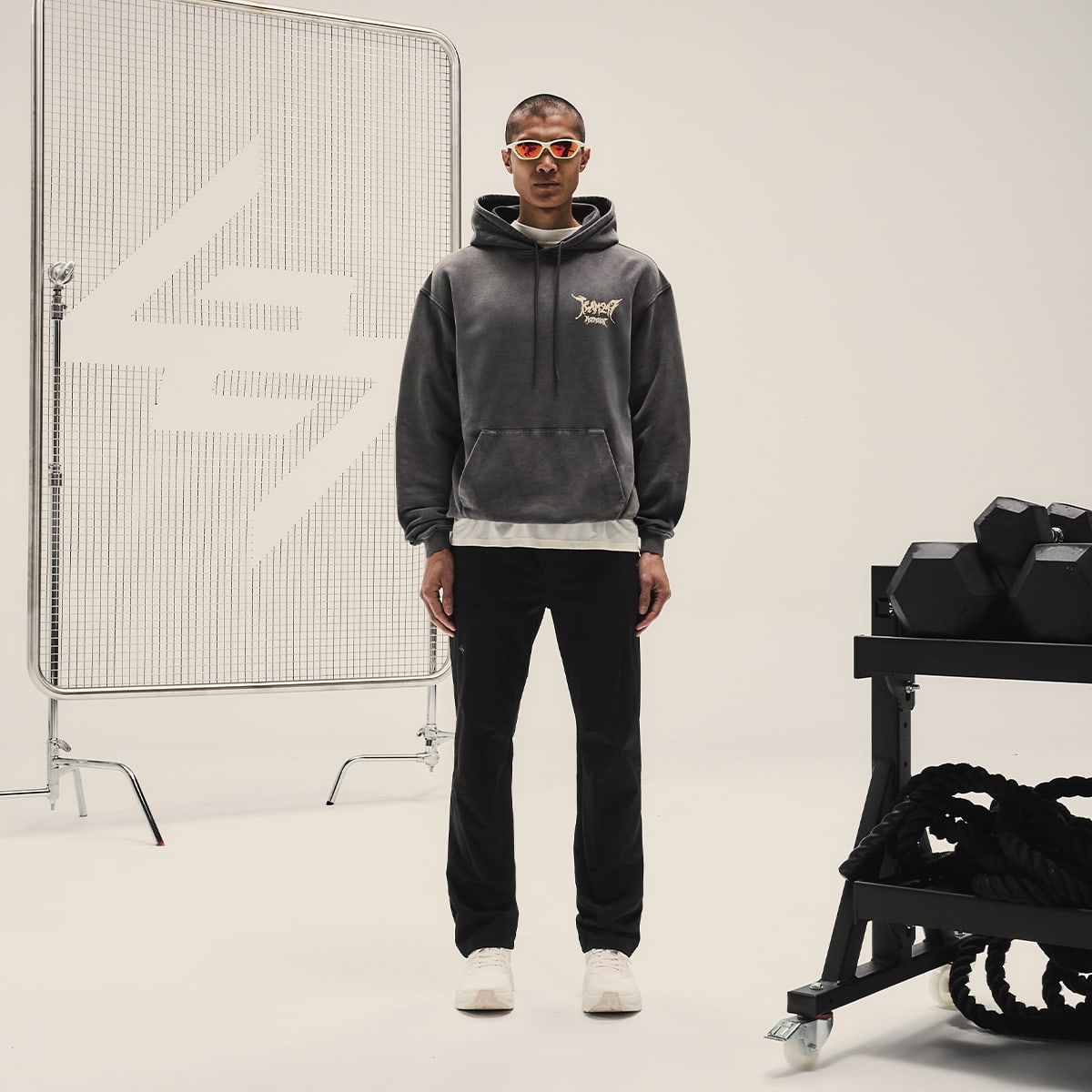 REPRESENT 247 ON HIS SHOULDERS Tシャツ 半袖 2色 送料込み 247 Clothing Range | REPRESENT