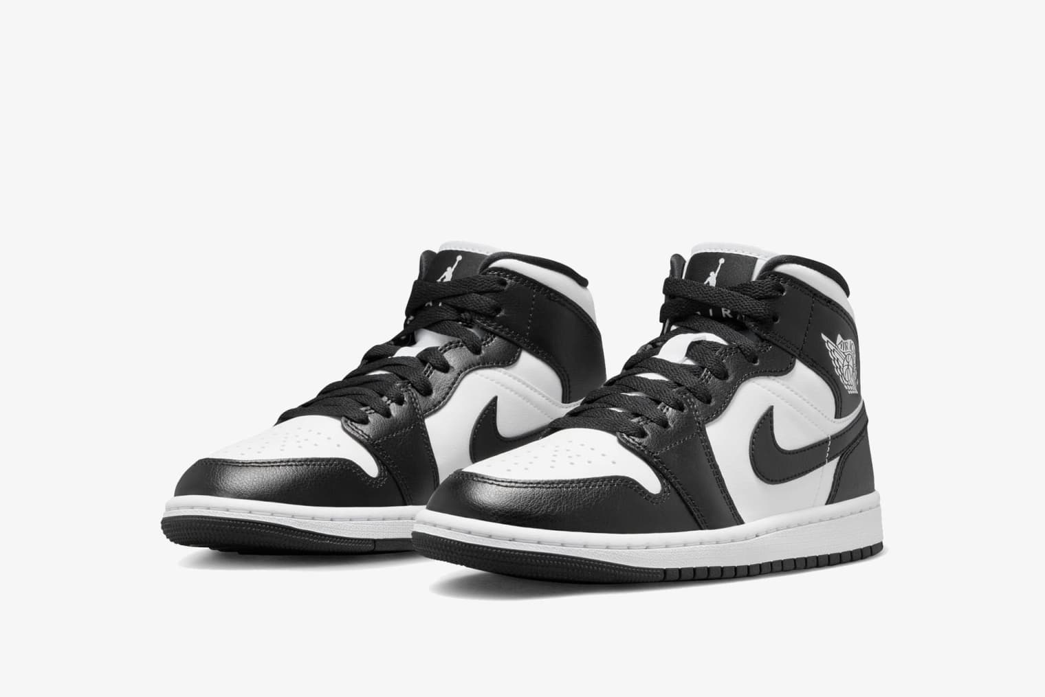 靴 AIR JORDAN 1 RETRO HIGH OG \"Black/White\" Air Jordan 1 Retro High OG 'Black/White' - Release