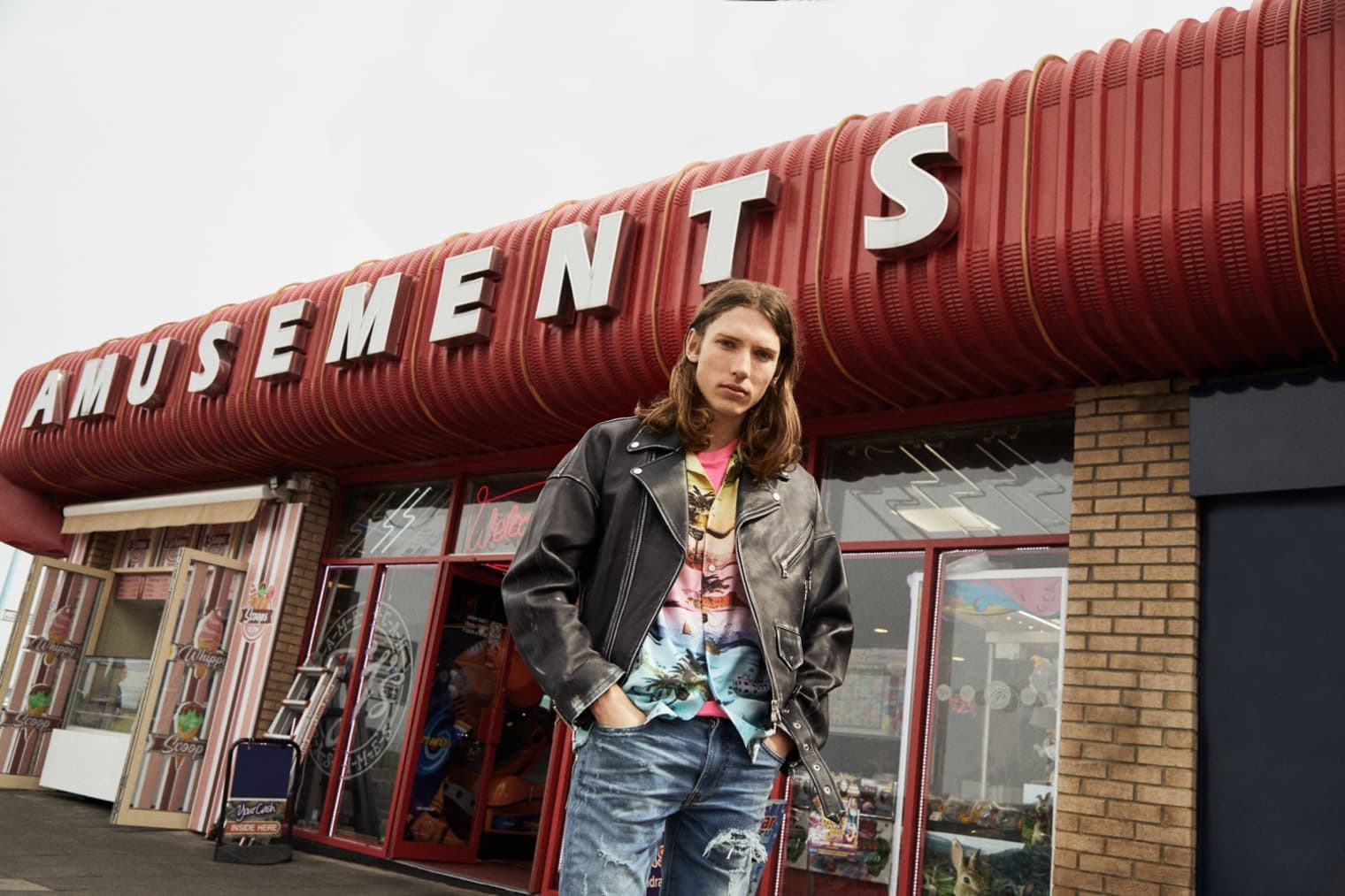 AMIRI クリアスタイルボールタイダイクルーネック AMIRI クリアスタイルボールタイダイクルーネック - メルカリ