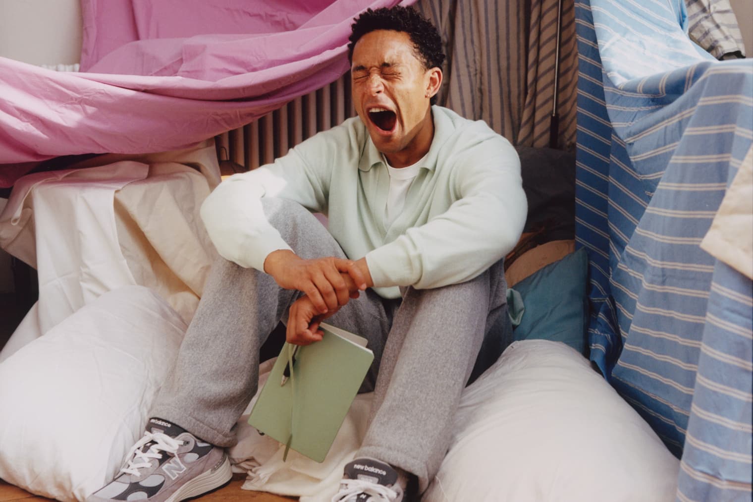 LOYLE CARNER: HALLMARKS OF HUMANITY | END. (AR)