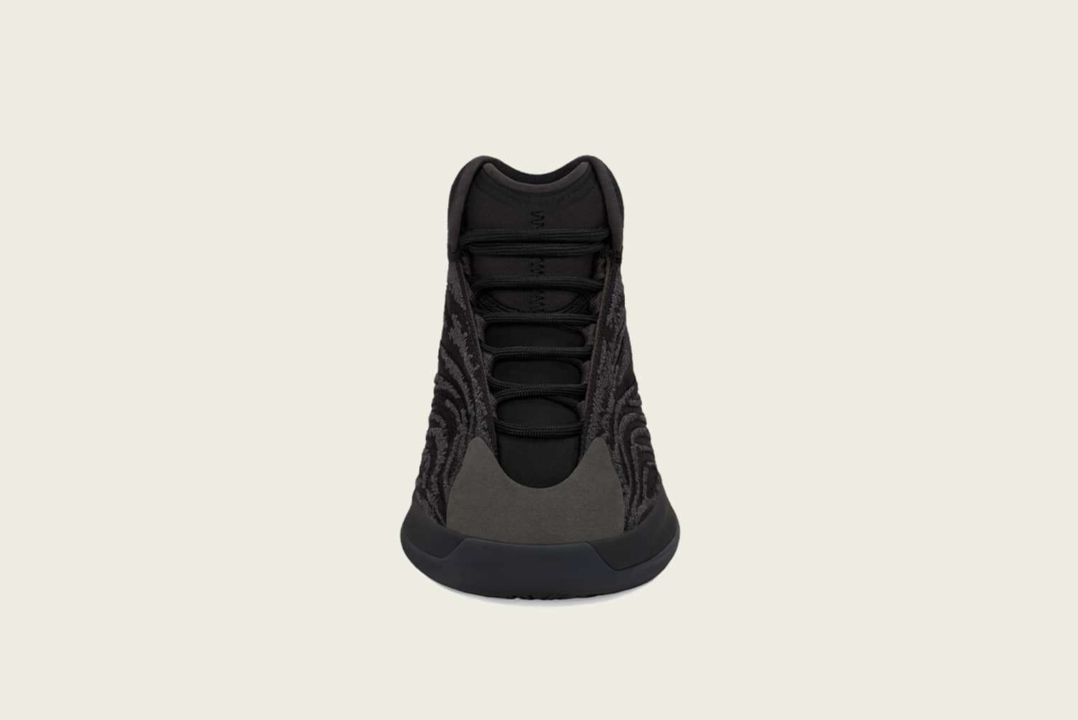 yeezy qntm onyx sizing