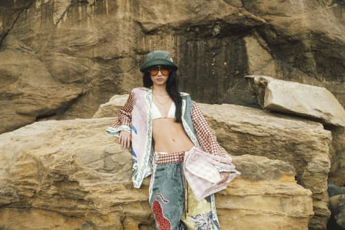 END. CURATES: SCENES OF SUMMER