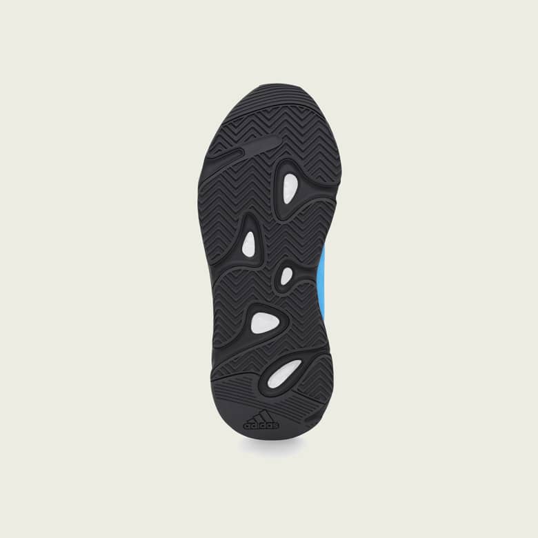 YEEZY 700 MNVN &quot;Bright Cyan&quot; - GZ3079