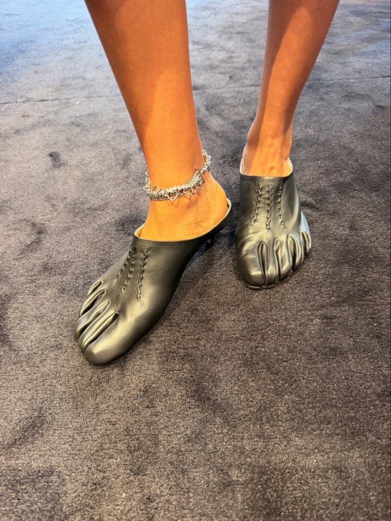 margiela glove shoes