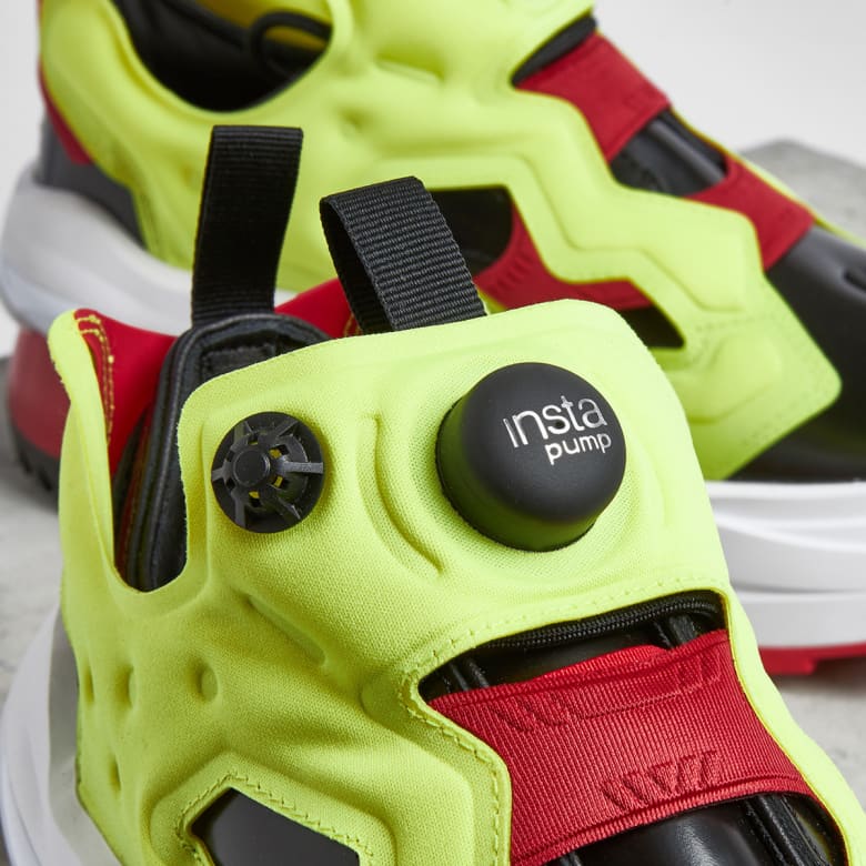 Maison Margiela x Reebok Instapump Tabi - S57WS0404-P3782-H8378