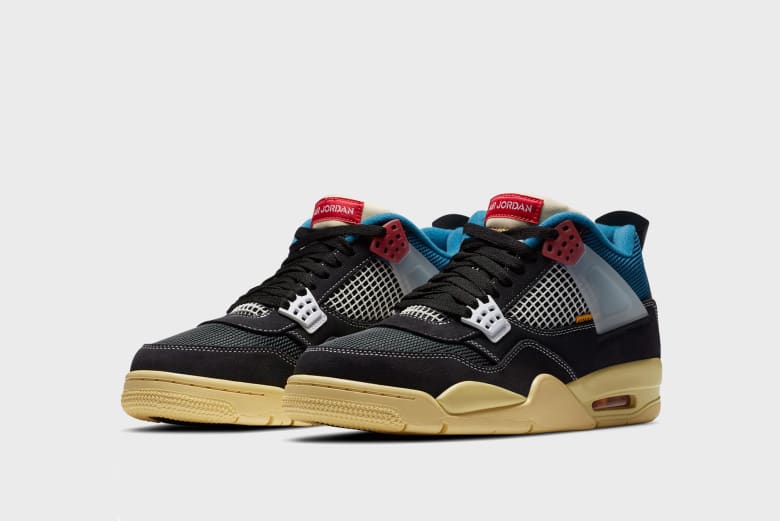 END. Features | Air Jordan 4 Retro SP \