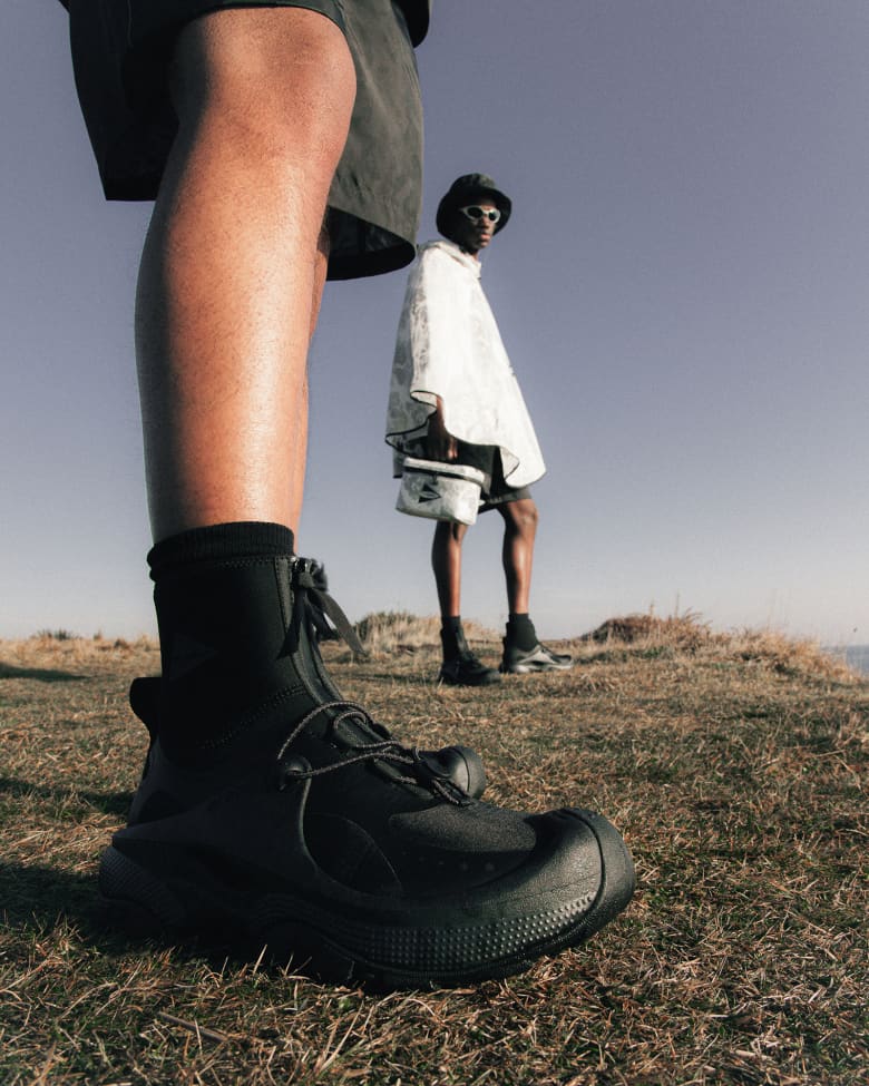 END. PRESENTS 'NORTH SEA' WITH CROCS, AND WANDER & RETAW