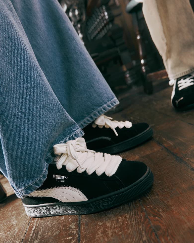 End Puma speedcat sneaker, black and white.