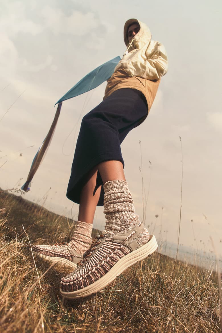 ★韓国の人気★【KEEN】★END. X KEEN UNEEK KITES★サンダ.ル★ ☆韓国の人気☆【KEEN】☆END. X KEEN UNEEK KITES☆サンダ.ル