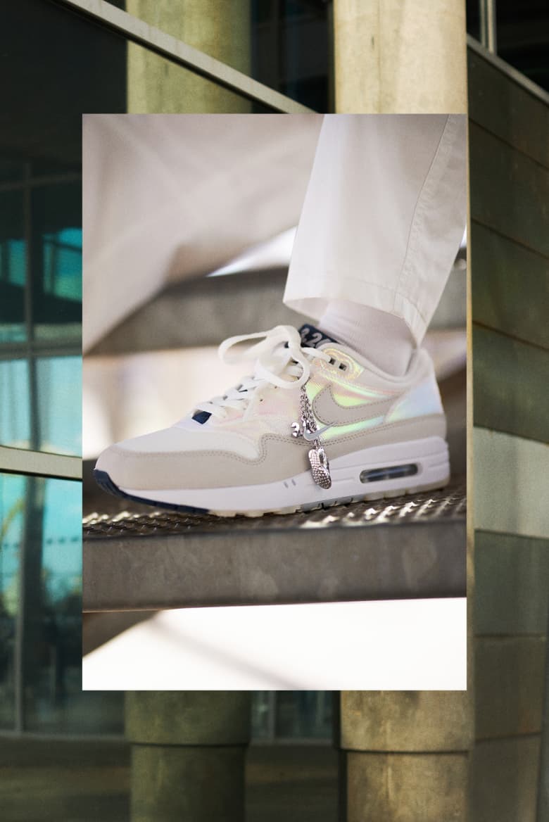 326 air max day