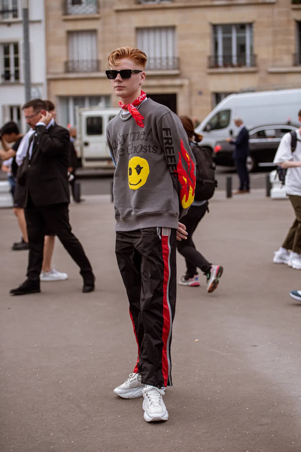 Street Style In Style Shoes Fall 2018 Street Style Streetwear