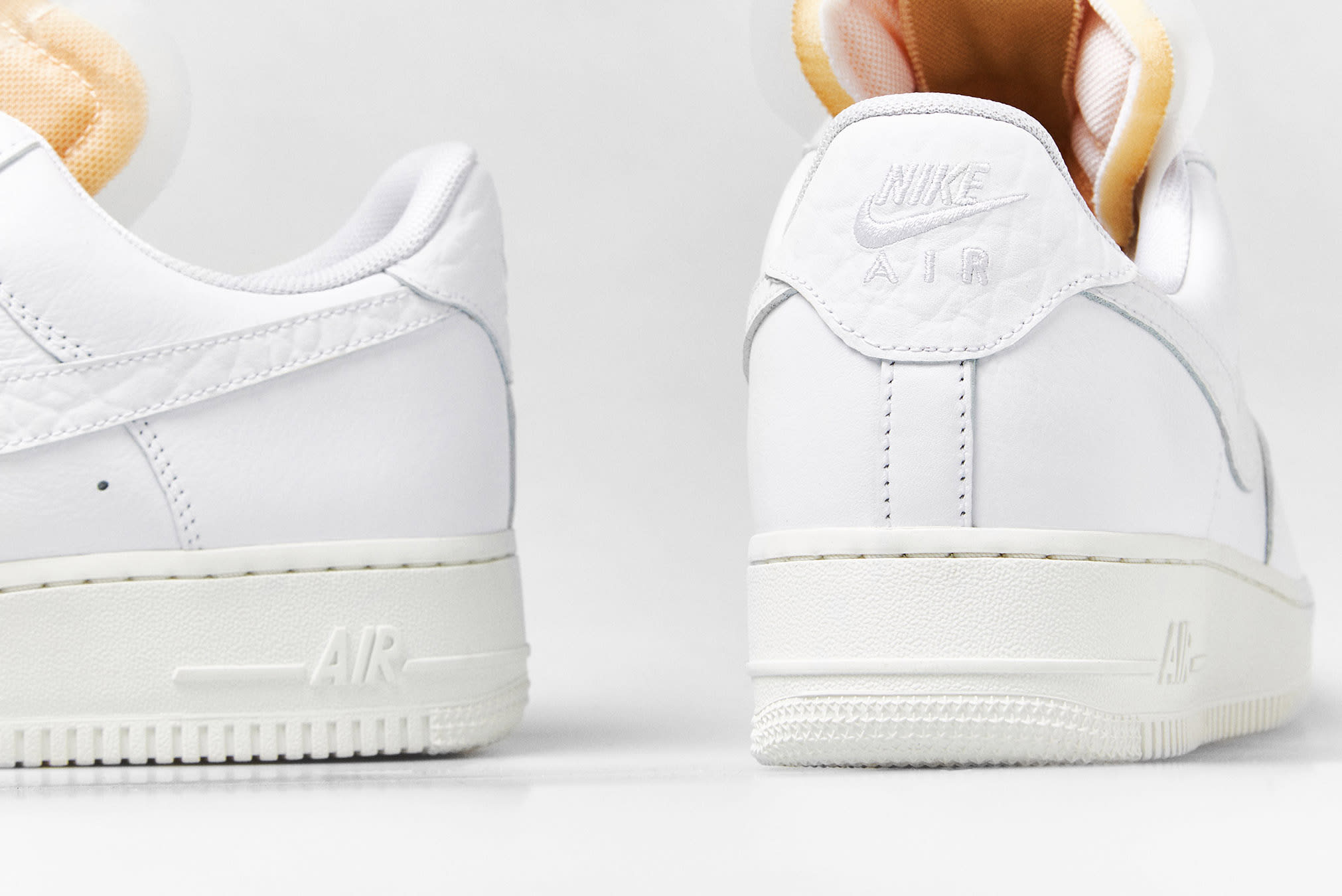 End Features Nike Air Force 1 07 Lx W Register Now On End Launches