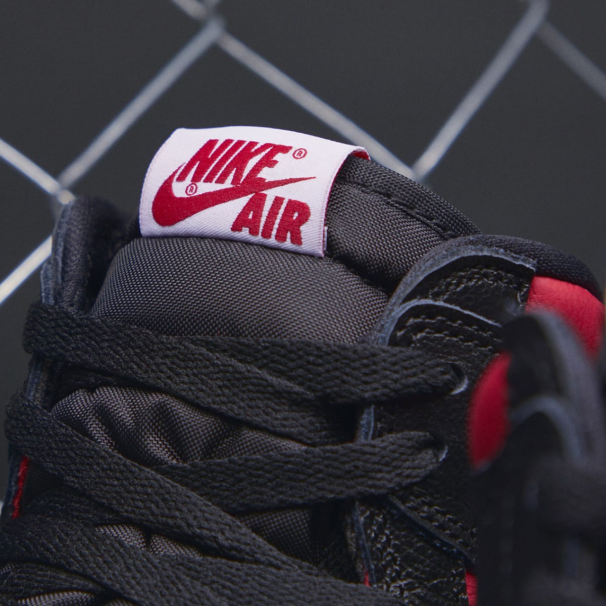 nike air jordan gym red