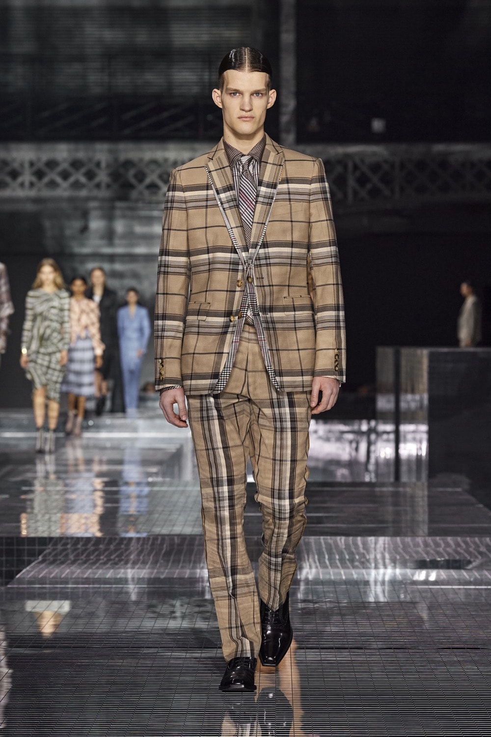 Burberry AW20 