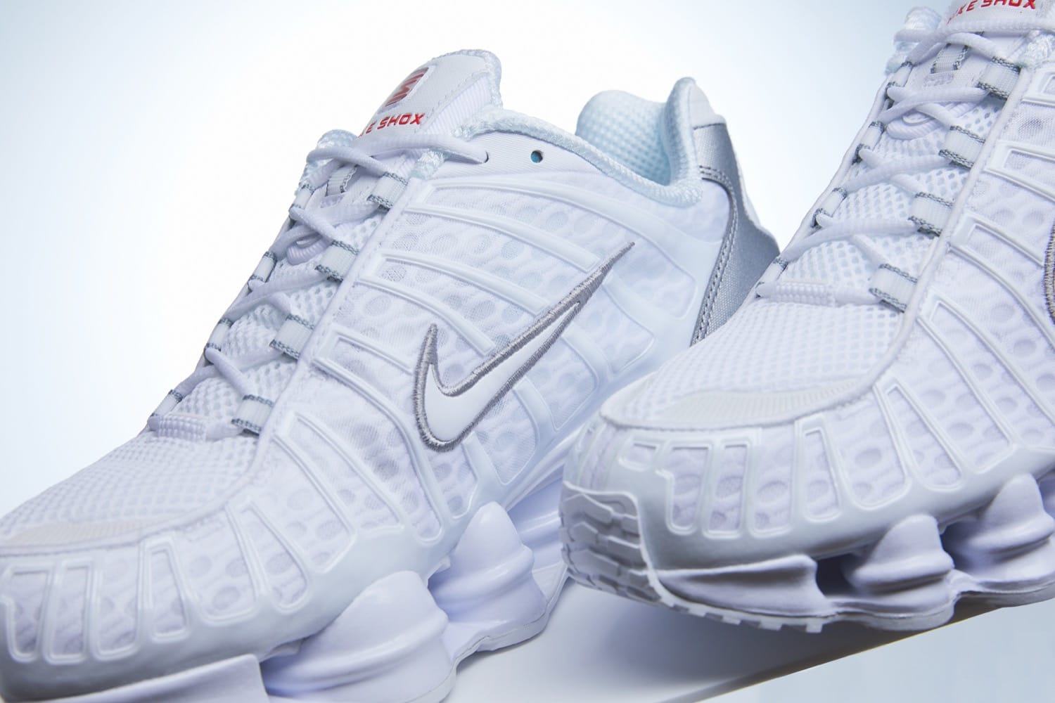 Nike Shox TL | AV3595-100 | AV3595-002