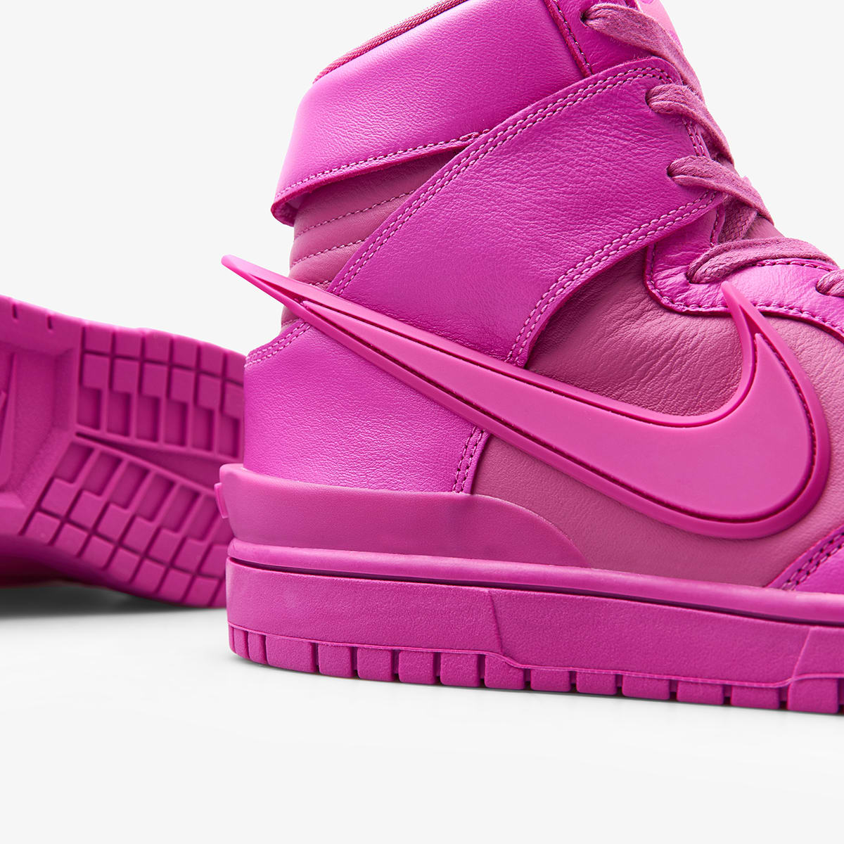 nike ambush sneakers