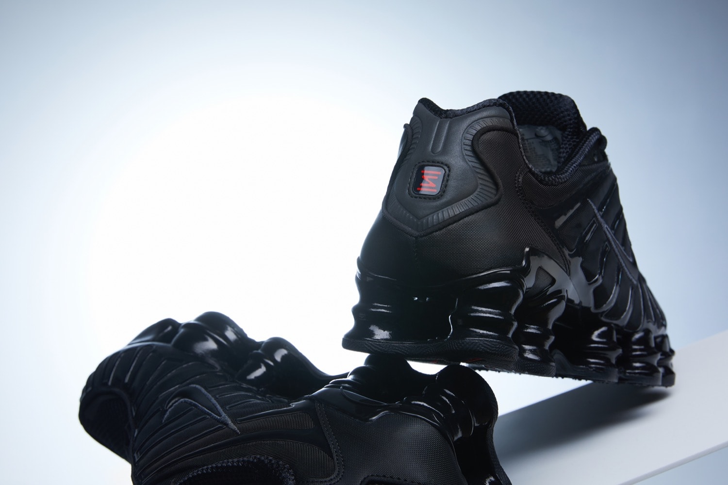 Nike Shox TL | AV3595-100 | AV3595-002