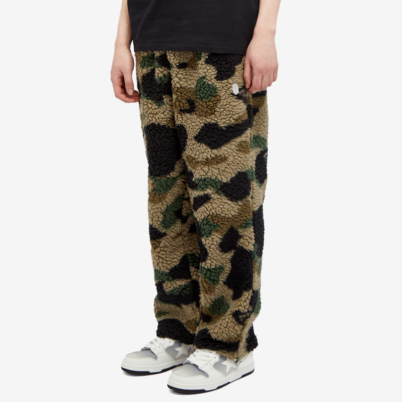 A Bathing Ape Men's 1St Camo Metal Logo Pin Fleece Pants Green