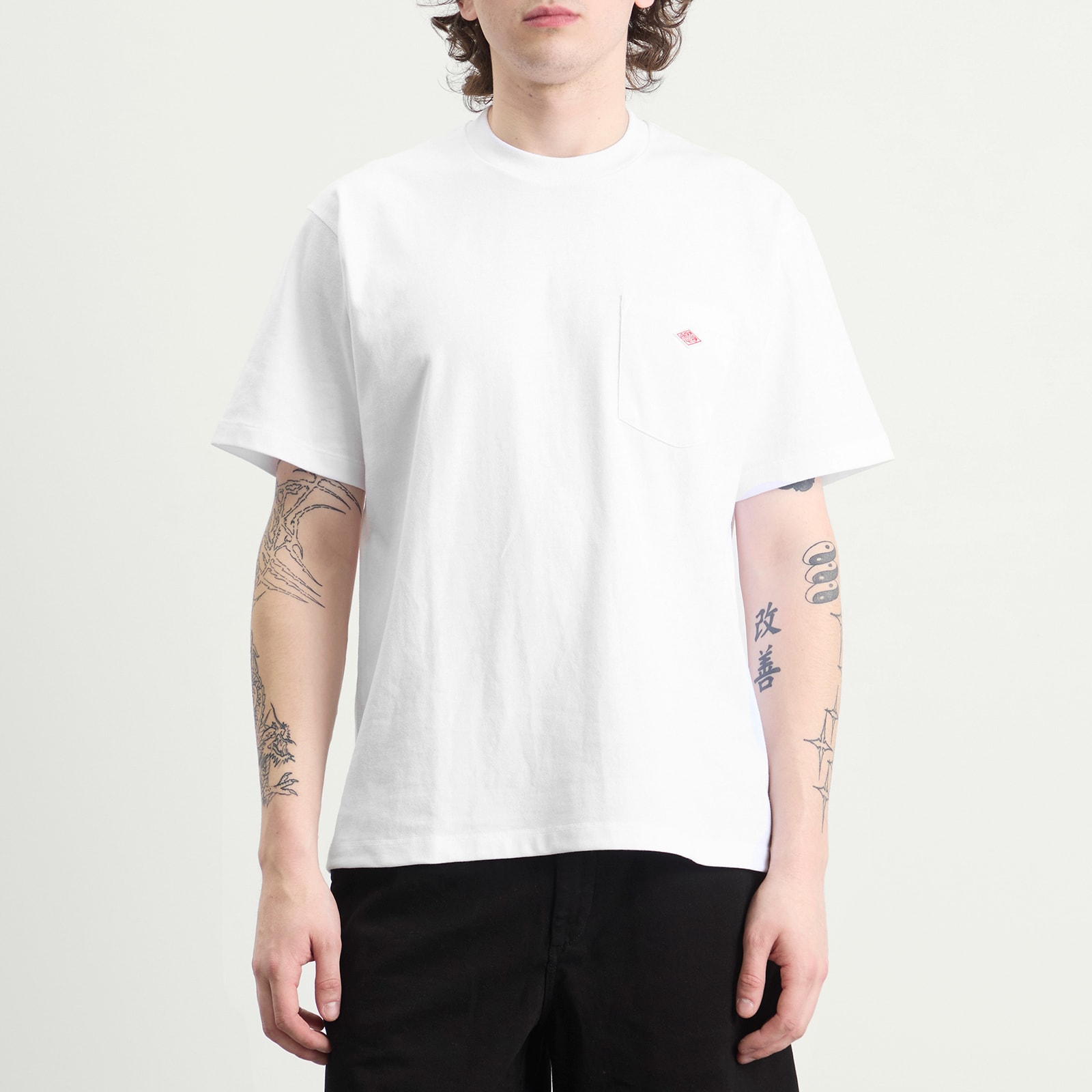 https://media.endclothing.com/media/catalog/product/0/1/01-05-2026-JW_DT-C0198-TCB-10_6_1.jpg