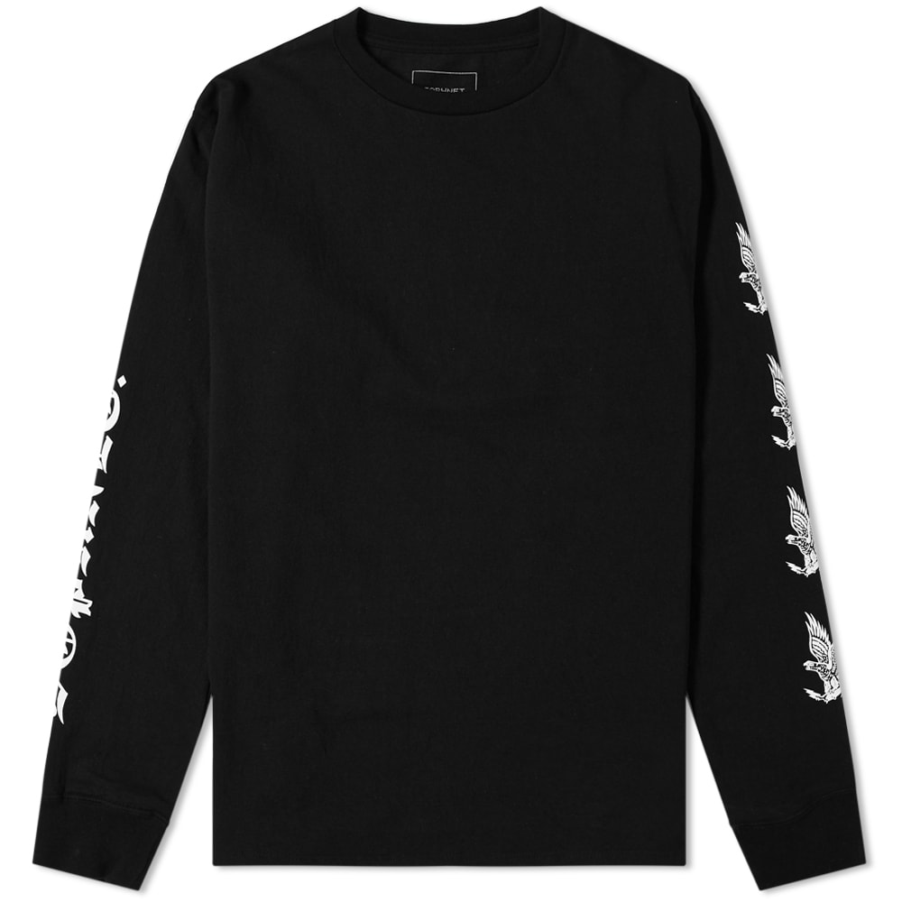 Styled with an all-American aesthetic in mind, this monochromatic cotton tee from SOPHNET. is built with long sleeves this season. Sure to make a stylish base layer, this printed piece has been made in Japan and is rounded out with a neat ribbed crew neckline.

100% Cotton
Printed Branding
Eagle Prints 
Ribbed Crewneck & Cuffs
Made in Japan