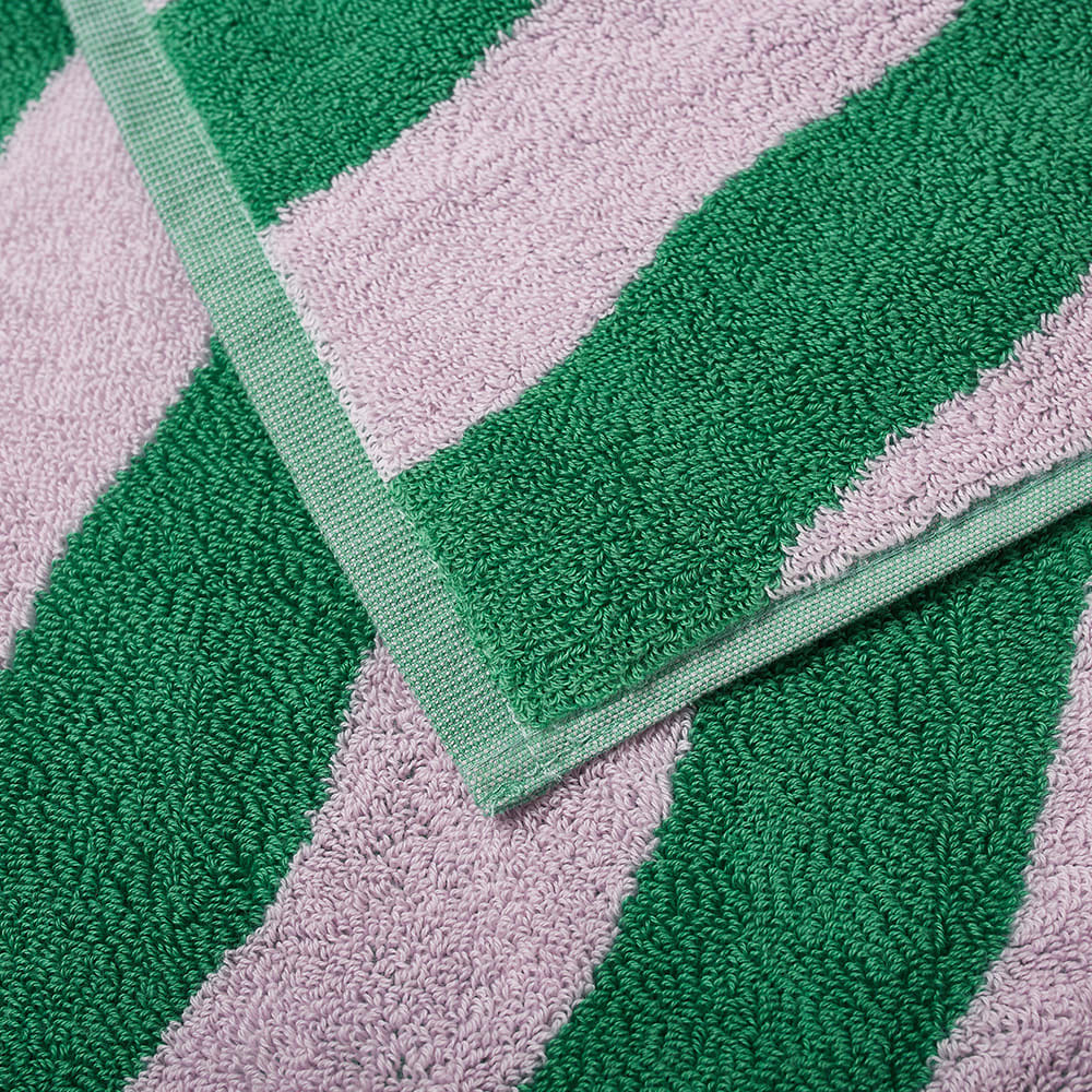 large offset quadrant shower enclosure