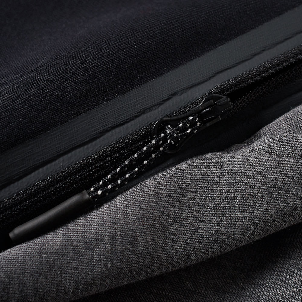 nike tech fleece jogger carbon heather & black