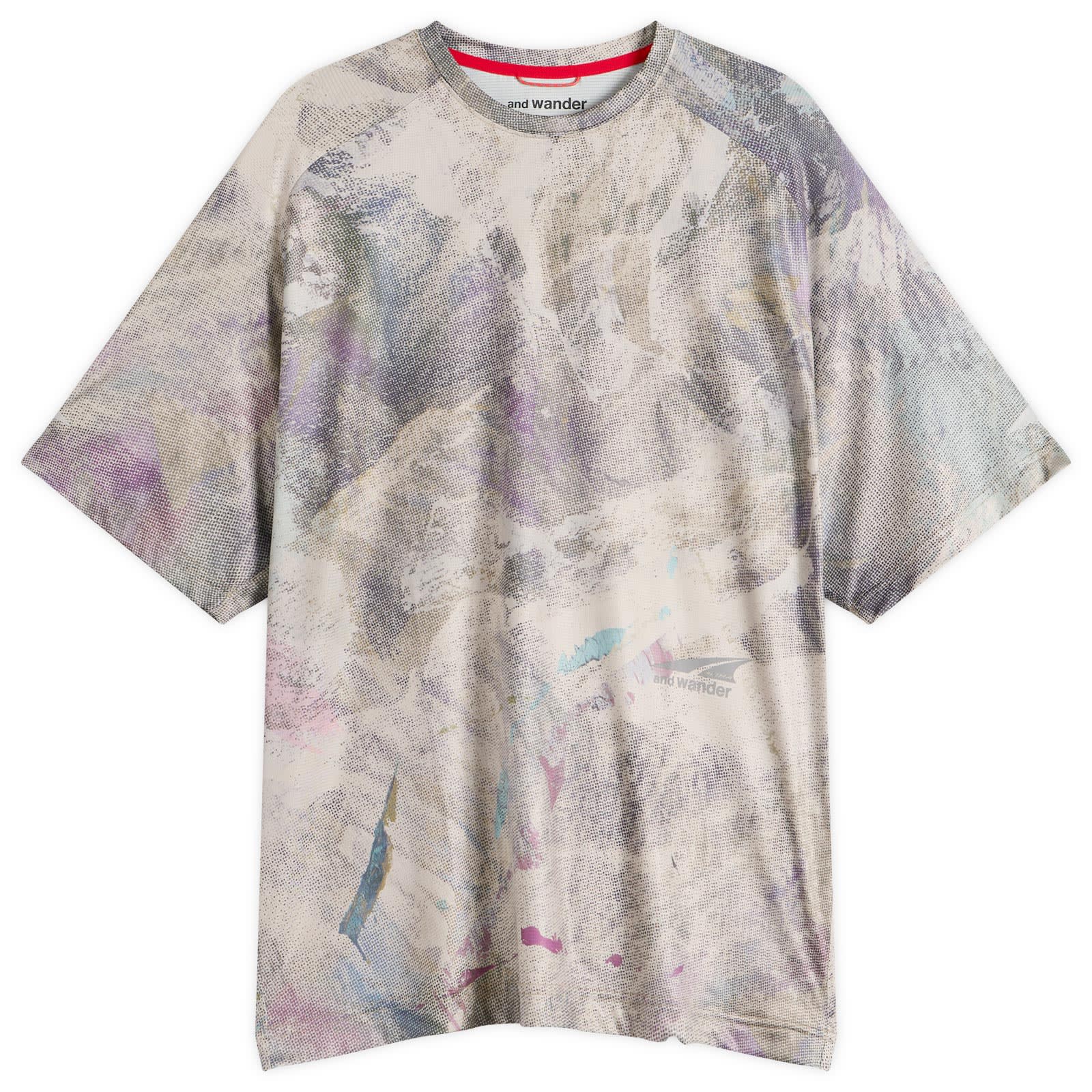 And Wander — and wander Men's x Altra Graphic T-Shirt in Beige, Size X-Large