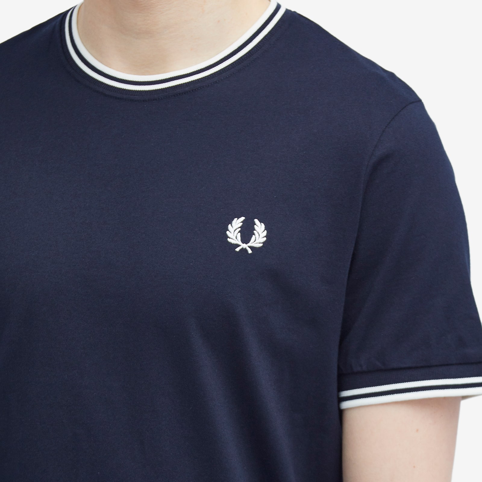 Tシャツ・カットソー FRED PERRY [Baseline] Twin Tipped T-Shirt 5JH350 Fred Perry | Twin Tipped T-Shirt | Regular Fit T-Shirts
