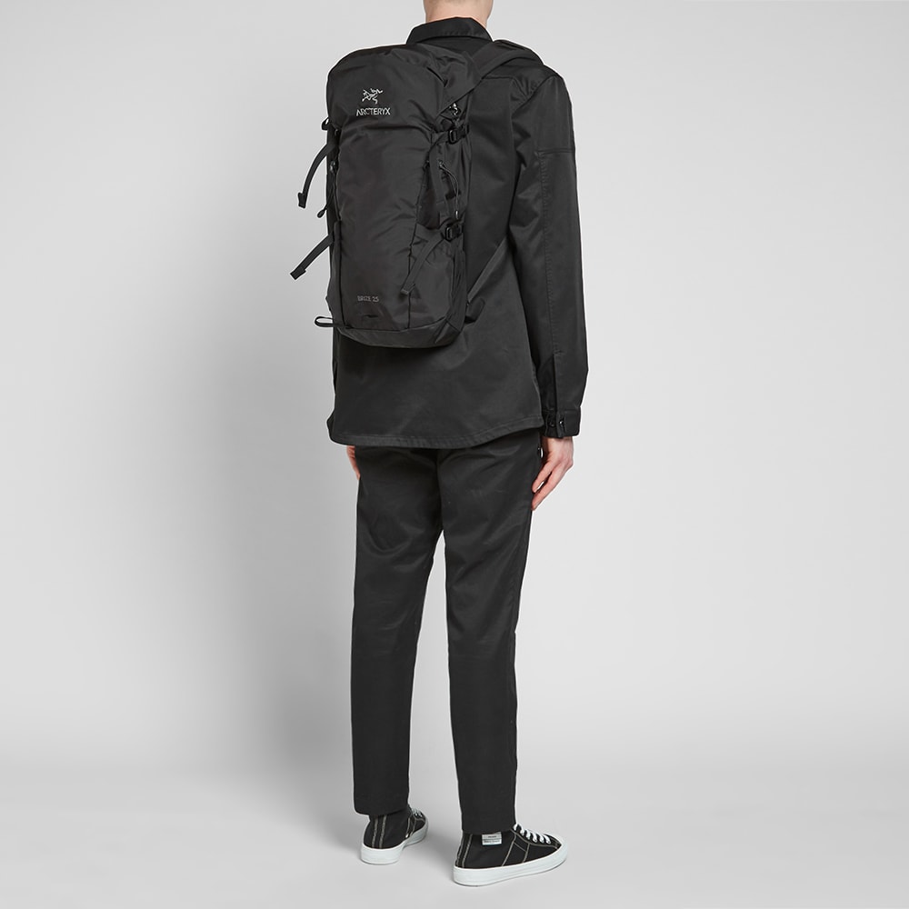 Arc'Teryx Brize 25 Backpack Black | END.