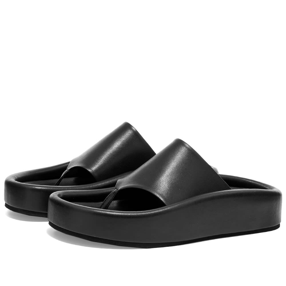 サンダル・ミュール MAISON MARGIELA Women Sandals S66WP0082 P3923 T8013 Black Maison Margiela Chunky Sole Thong Sandal Black | END. (GB)