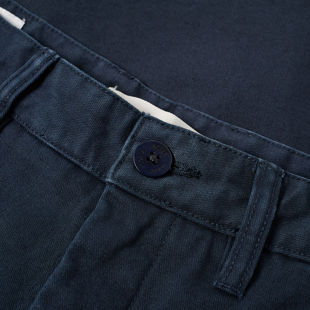 Norse Projects Aros Heavy Chino Navy | END. (UK)