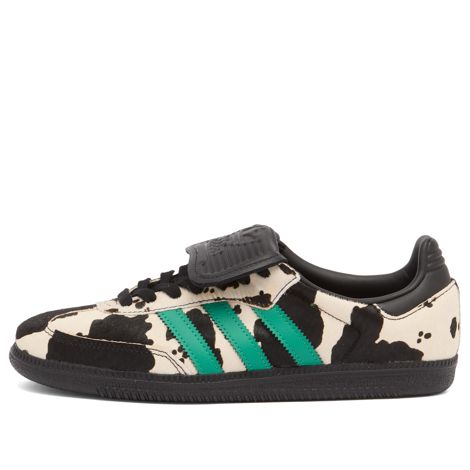 adidas gazelle silver green womens Adidas Originals main image 0