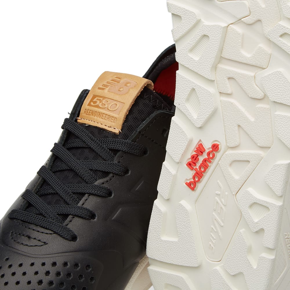 New Balance MRT580DK Deconstructed 