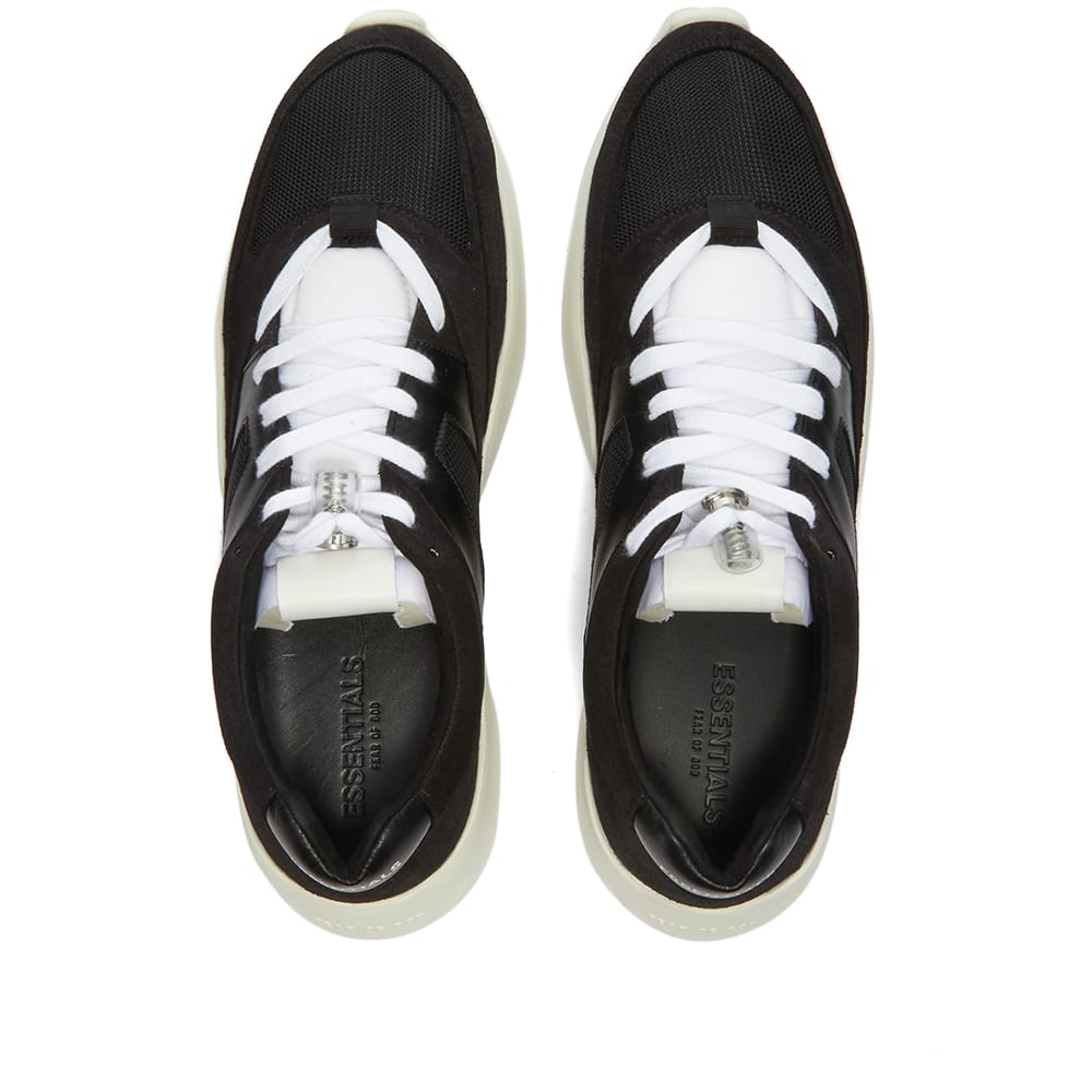 Fear of God ESSENTIALS Distance Runner Black END. (AU)