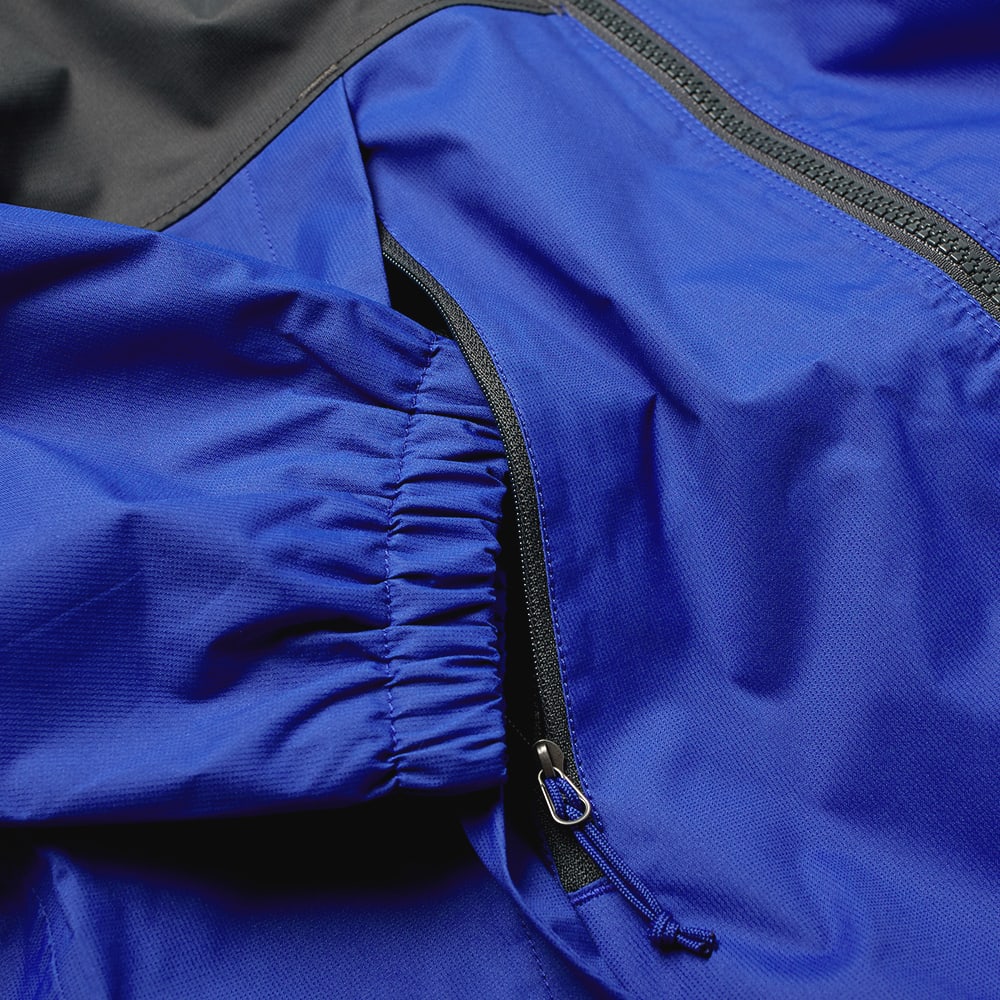 The North Face 1990 Mountain Q Jacket Lapis Blue | END. (US)