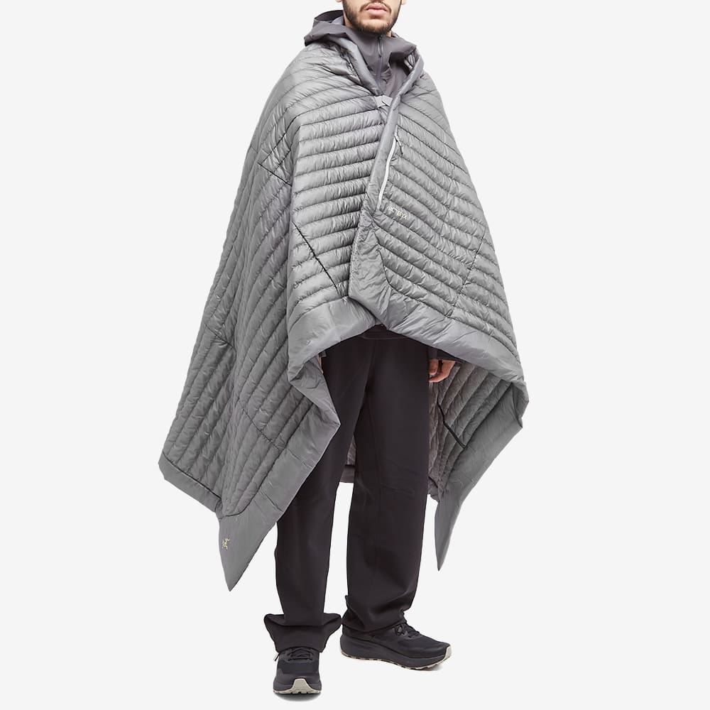 Arc'teryx System A Rebird Down Blanket Poncho Pegasus END. (SE)