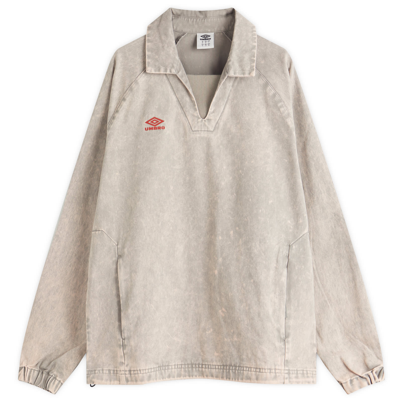 【UMBRO】NQ Washed Drill Top R5722 Umbro washed drill sweatshirt top in gray | ASOS