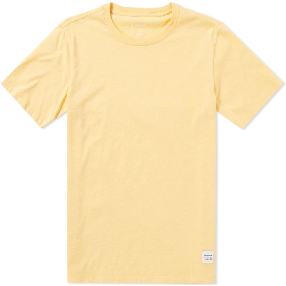 Remastering your basics, Converse produce classic pieces for the long run in their collection of sportswear ‘Essentials’. The main priorities set to comfort, quality and fit, this tee boasts a supima cotton jersey that feels soft against the skin, rounded off by a understated logo patch placed towards the hem. 

100% Supima Cotton Jersey
Crewneck
Woven Label to Hem