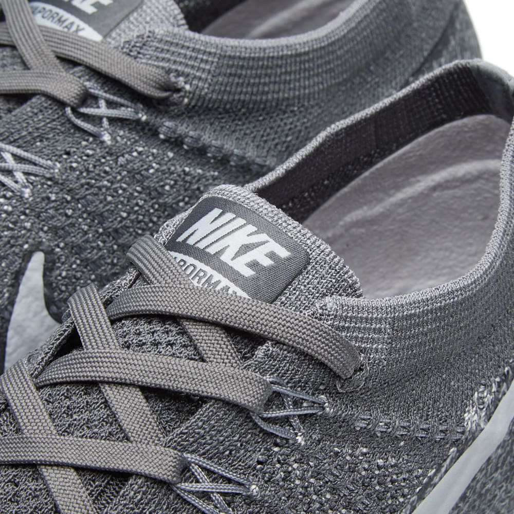 dark grey vapormax flyknit