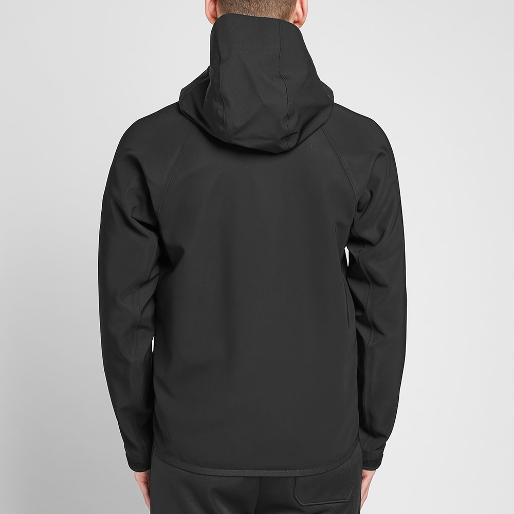 MONCLER GRENOBLE ツイルトラウサ 2A0000653064 999 Moncler Grenoble Tricolore Zip Soft Shell Jacket Black