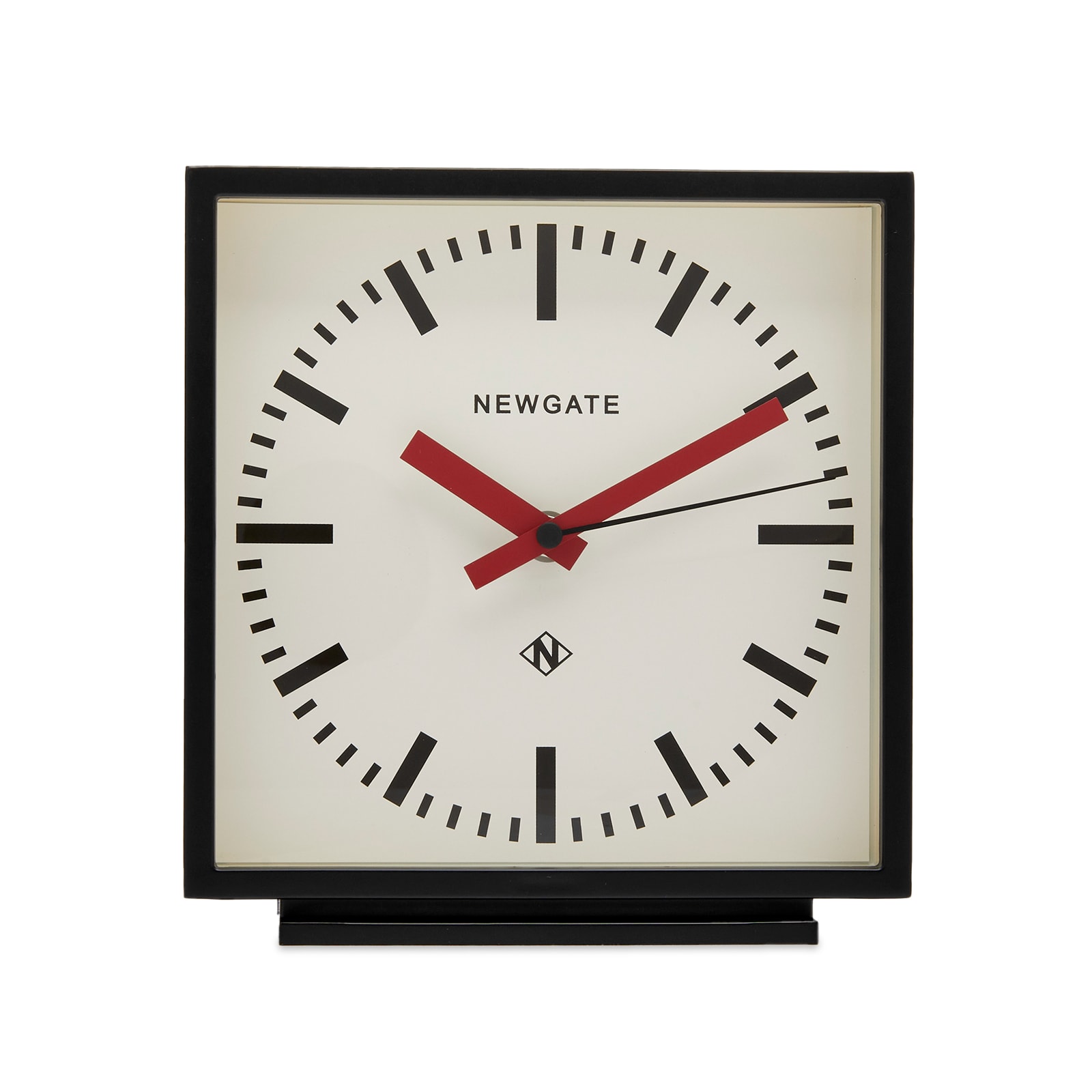 Newgate Clocks AMP Railway Mantel Clock Red END. (GB)