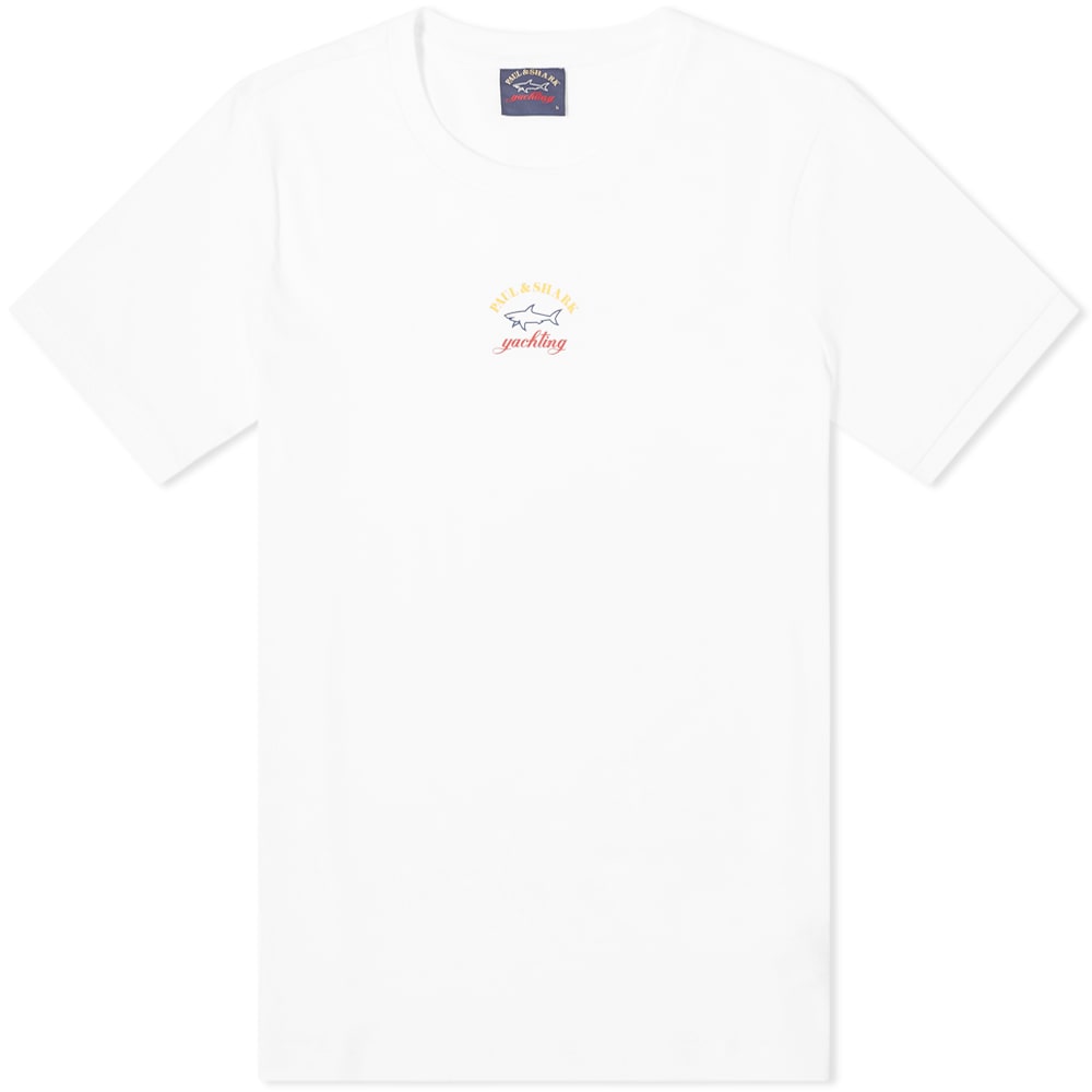 Offering a fresh take on their logo tee, Paul & Shark recenter their synonymous logo with this understated style. Cut from a soft cotton jersey, it is boldly embellished with the colourful retro print to the chest, whilst ribbed trims to the outer comfortably complete the look. 

100% Cotton
Printed Branding
Ribbed Trims
