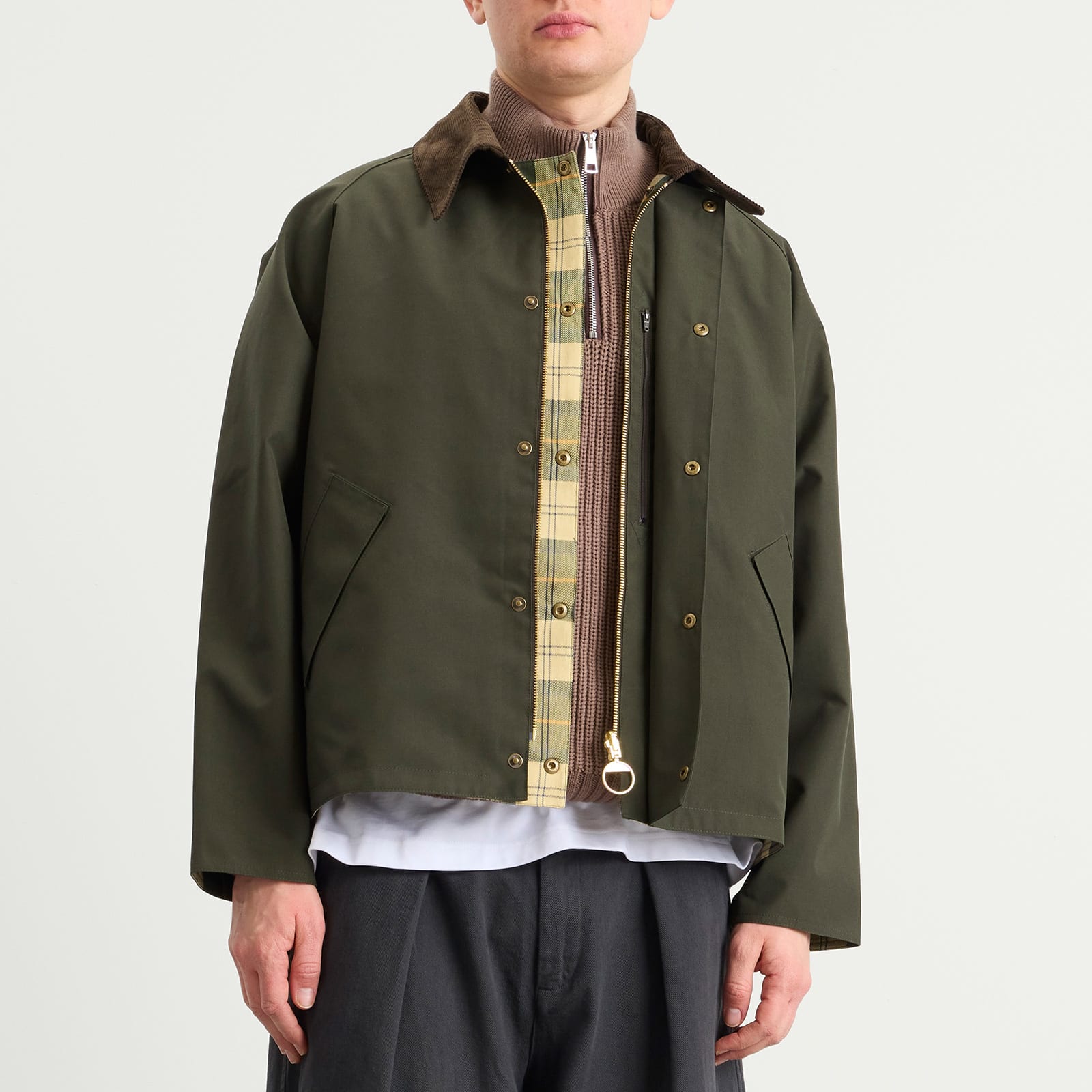 https://media.endclothing.com/media/catalog/product/1/2/12-02-2026-JW_MCA0963SG51_6_1.jpg