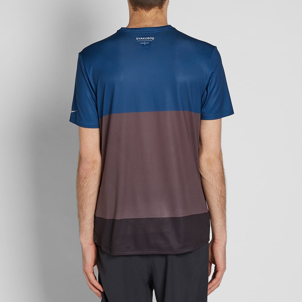 gyakusou tee