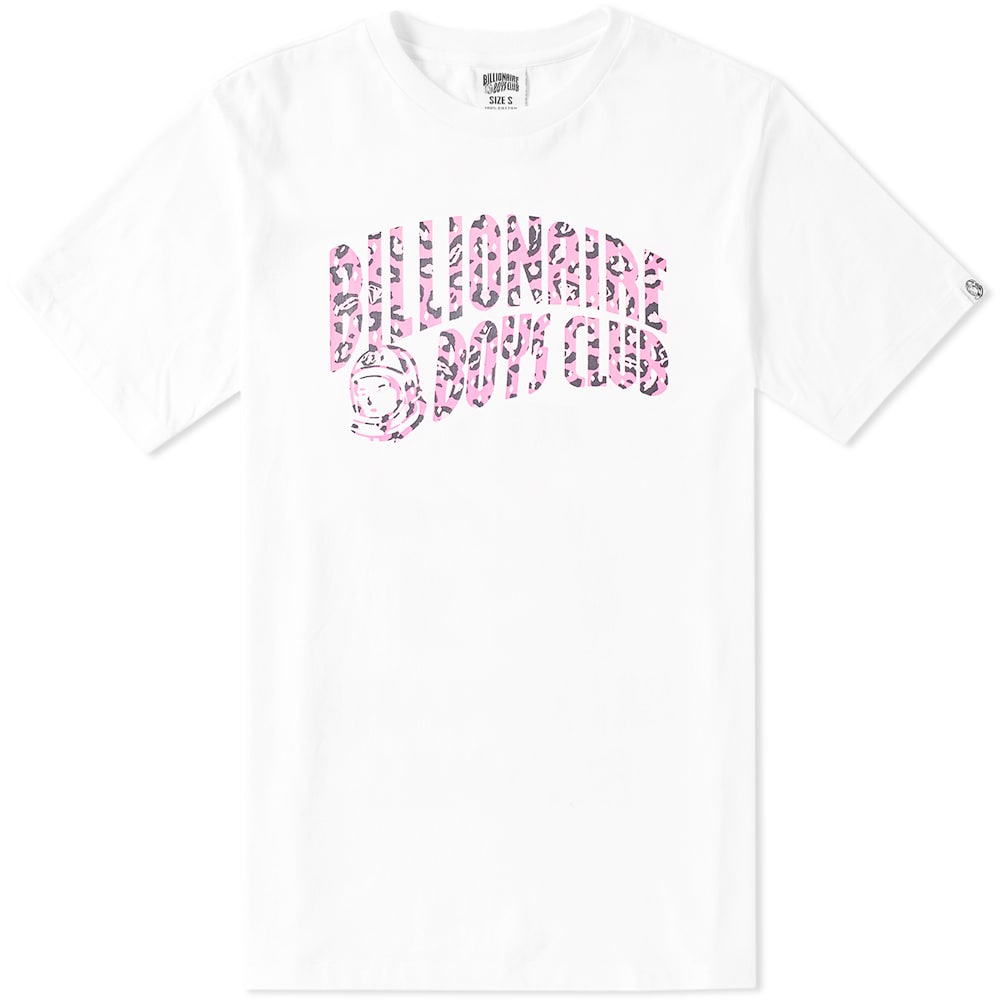 Billionaire Boys Club delivers a summer ready collection this season. Showcasing a vibrant logo print to the chest, the Leopard Arch Logo Tee comes cut from cotton. This style is finished simply with a ribbed crew neckline, letting its decoration do the talking.

100% Cotton
Screen Printed Logo to the Chest
Leopard Space Man Logo to the Back
Crew Neckline
Woven Logo Tab to the Sleeve