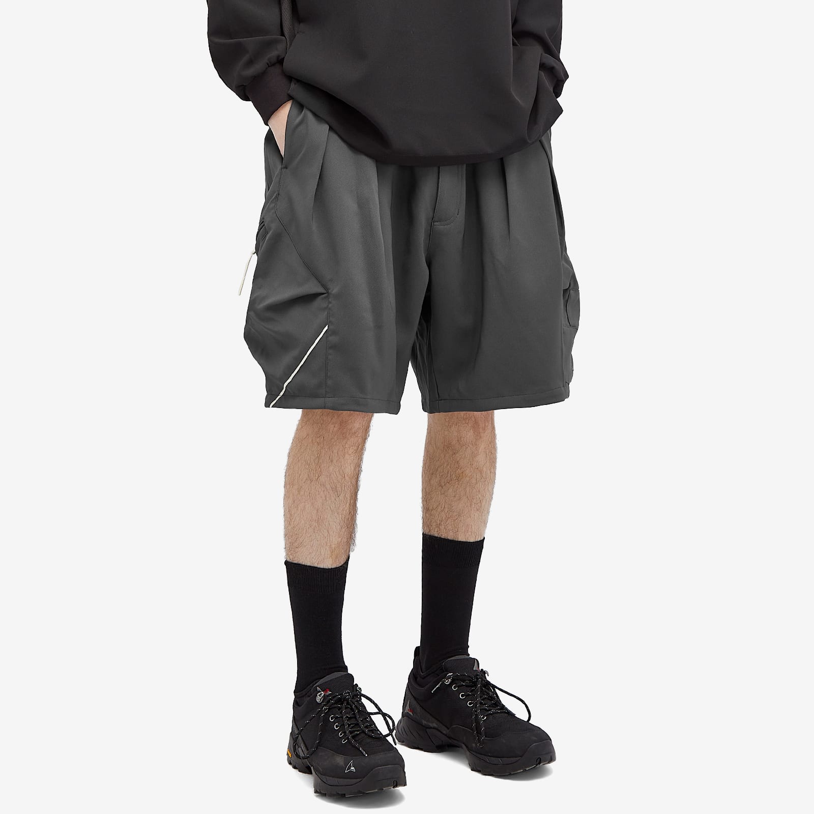 GOOPiMADE Men's P01-M Asymptotic Utility Shorts Iron | GOOP