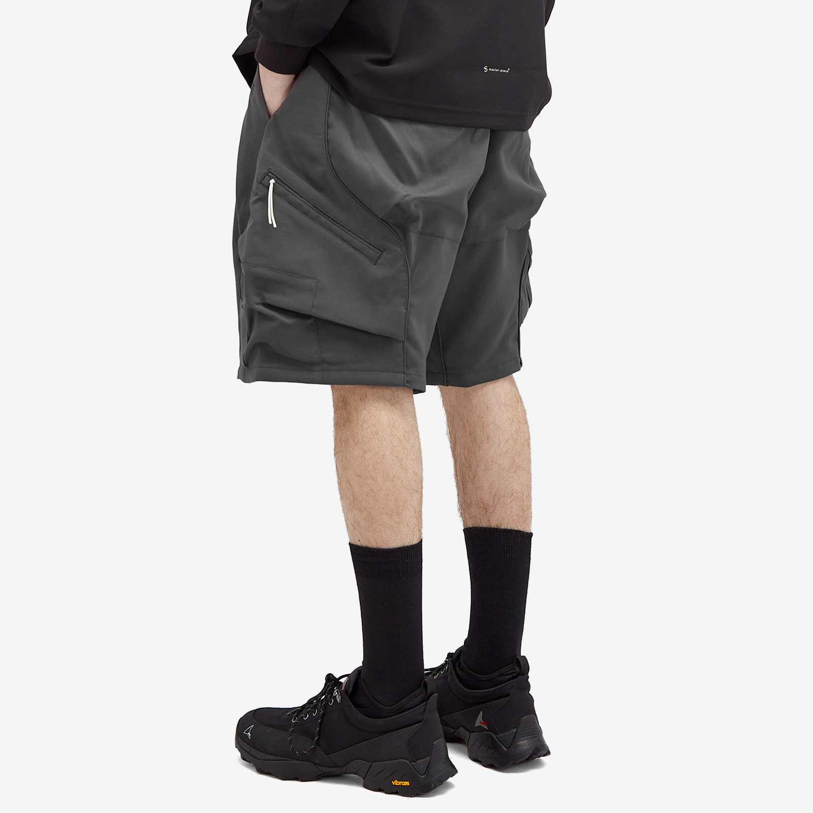 GOOPiMADE Men's P01-M Asymptotic Utility Shorts Iron | GOOP-P01M
