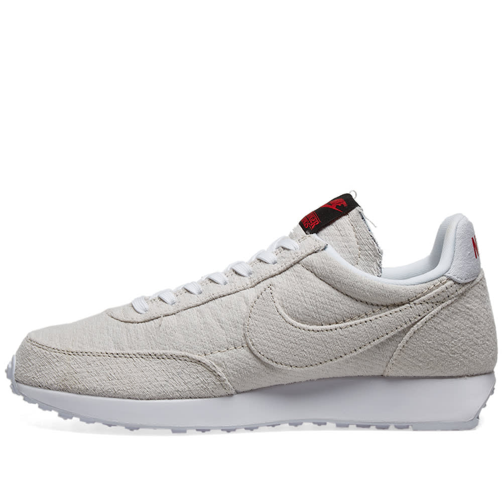 Nike x Stranger Things Air Tailwind Sail & Deep Royal Blue ...