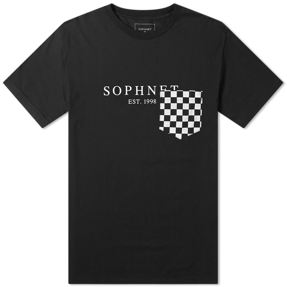 Used to represent their 20th anniversary, SOPHNET. details their plain black tee with a checked pocket at the chest, alongside bold branding to celebrate how far they’ve come. Made in Japan from pure cotton, the tee’s daring aesthetic is sure to stand out amongst your collection of simple staples.   100% Cotton Ribbed Crewneck Printed Branding Chest Patch Pocket Made in Japan