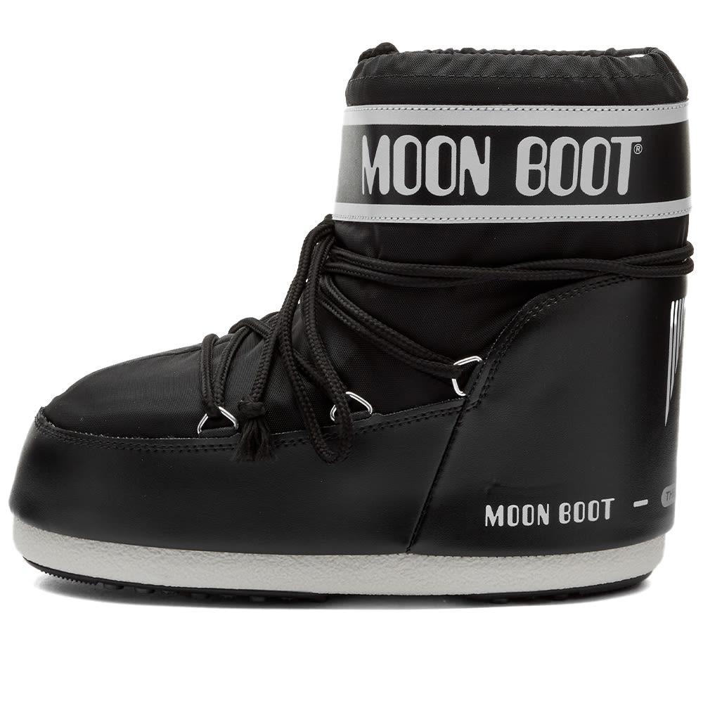 nylon moon boots